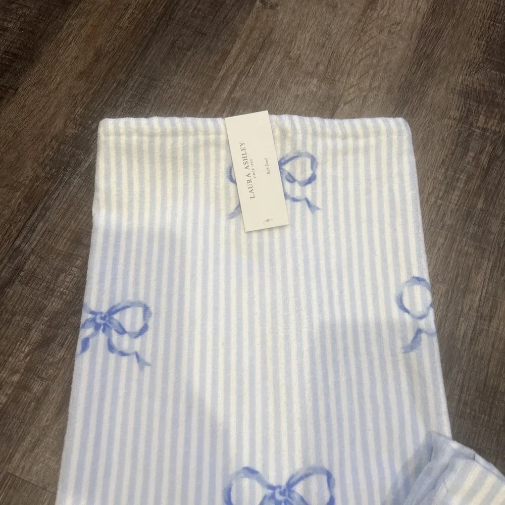 Laura Ashley laura ashley